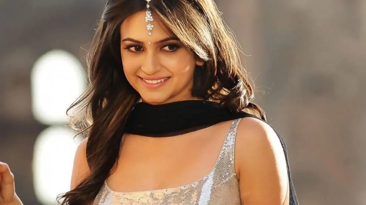 Was apprehensive of kissing scenes in 'Raaz Reboot': Kriti Kharbanda