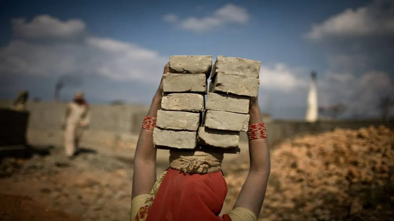 90 Odia labourers tortured in Daman