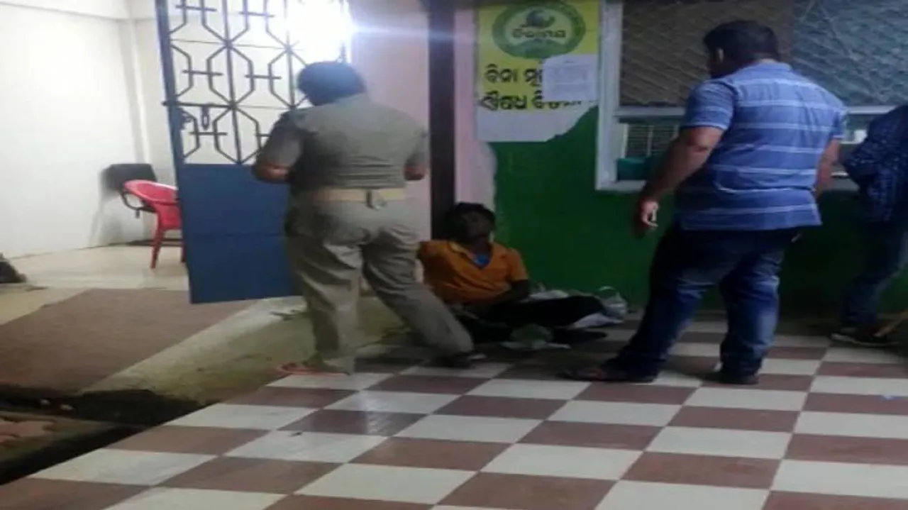 Lady Constable 'Tortures' Drunk Man In Bolangir