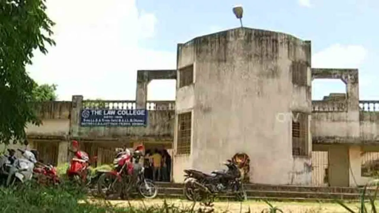 Principal's retirement age stirs controversy in Cuttack Law College