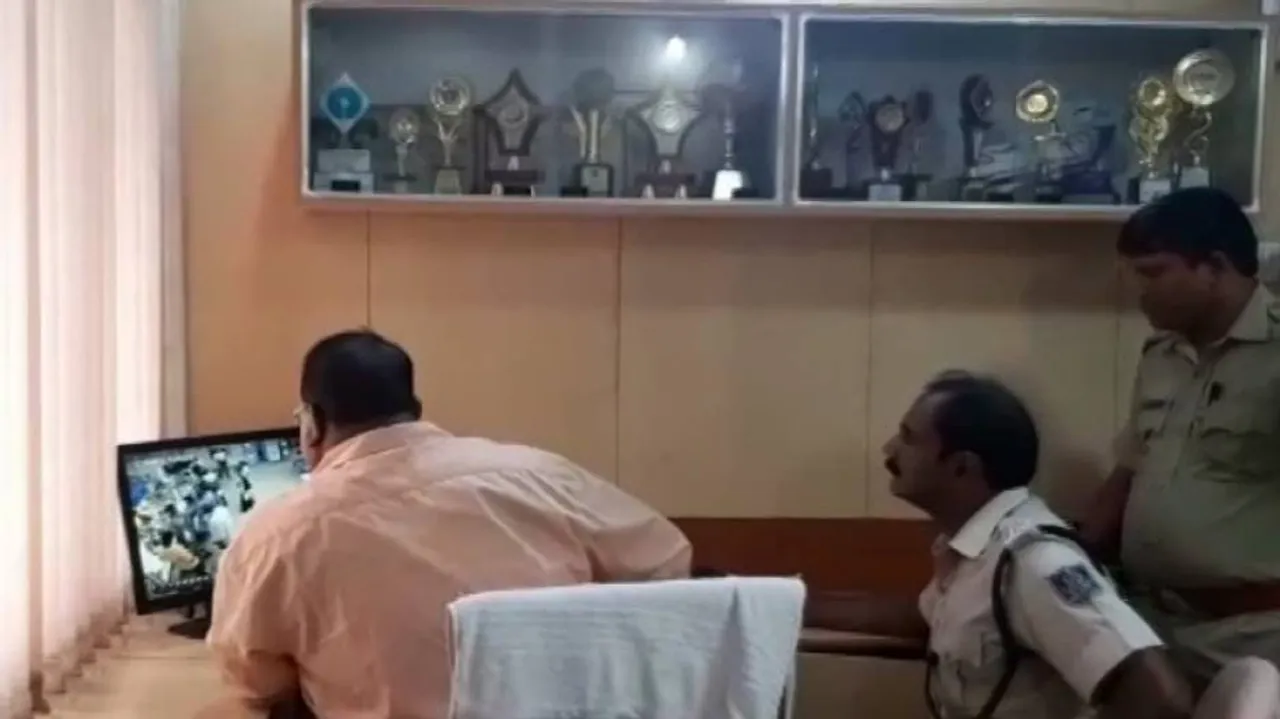 Armed Miscreants Loot Rs 12.5 Lakh In Odisha