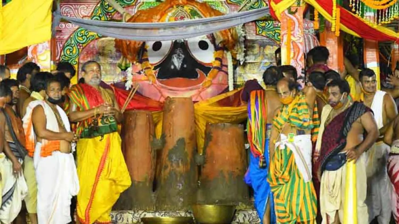 Rath Yatra 2020: ‘Adhara Pana’ Offered To Holy Trinity On Chariots