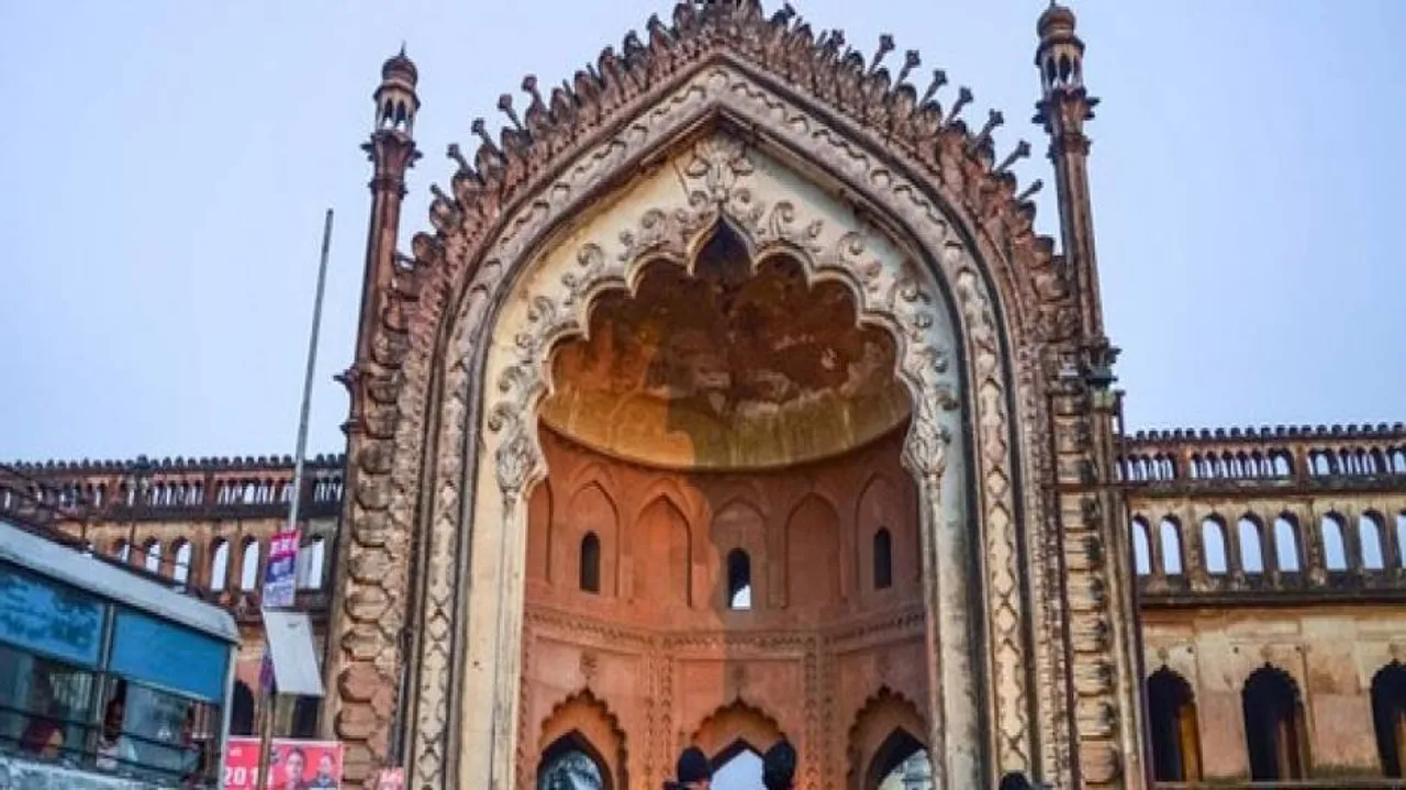 Centrality of Lucknow in world's Shia culture
