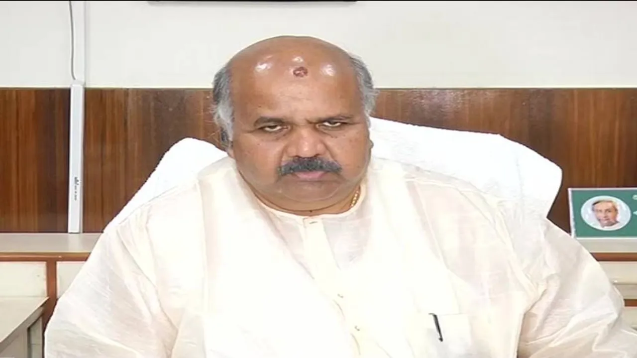 Crops on 10,000 hectares hit by unseasonal rains: Revenue Minister