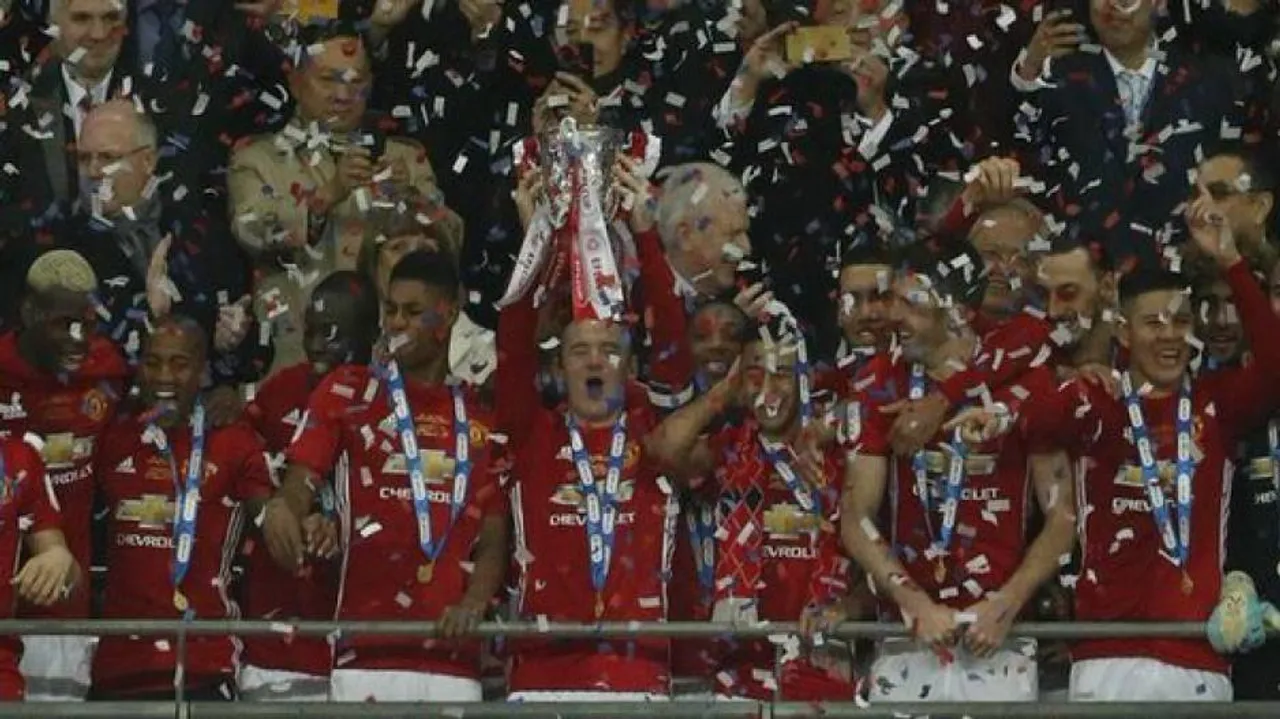 Manchester United wins English Football League Cup