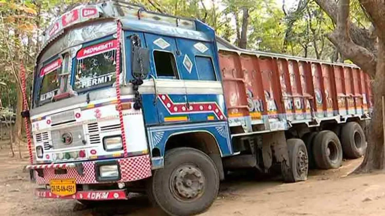 Manganese–laden truck seized in Bolangir