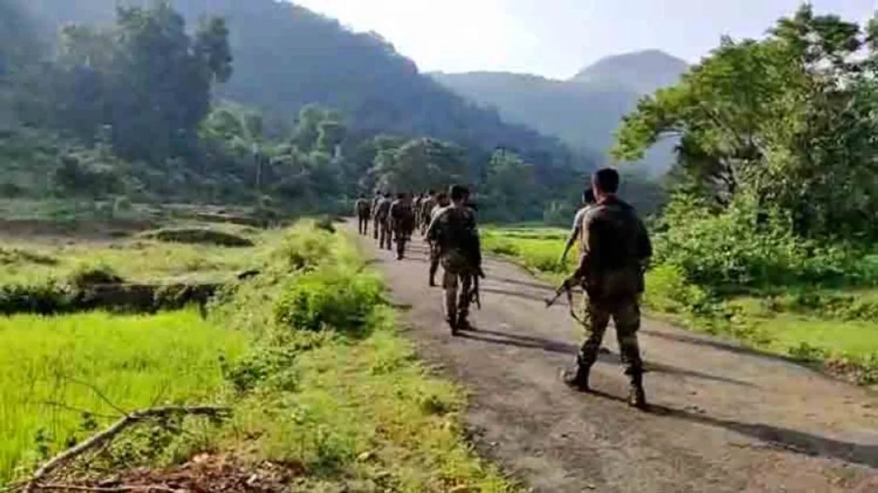 Jawan Martyred, Top Maoist Leader Killed In Exchange Of Fire Between Security Forces & Naxals