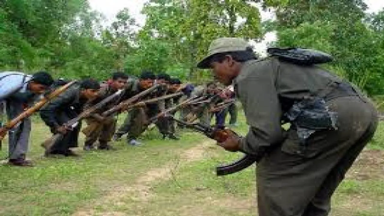 Maoist surrenders before police