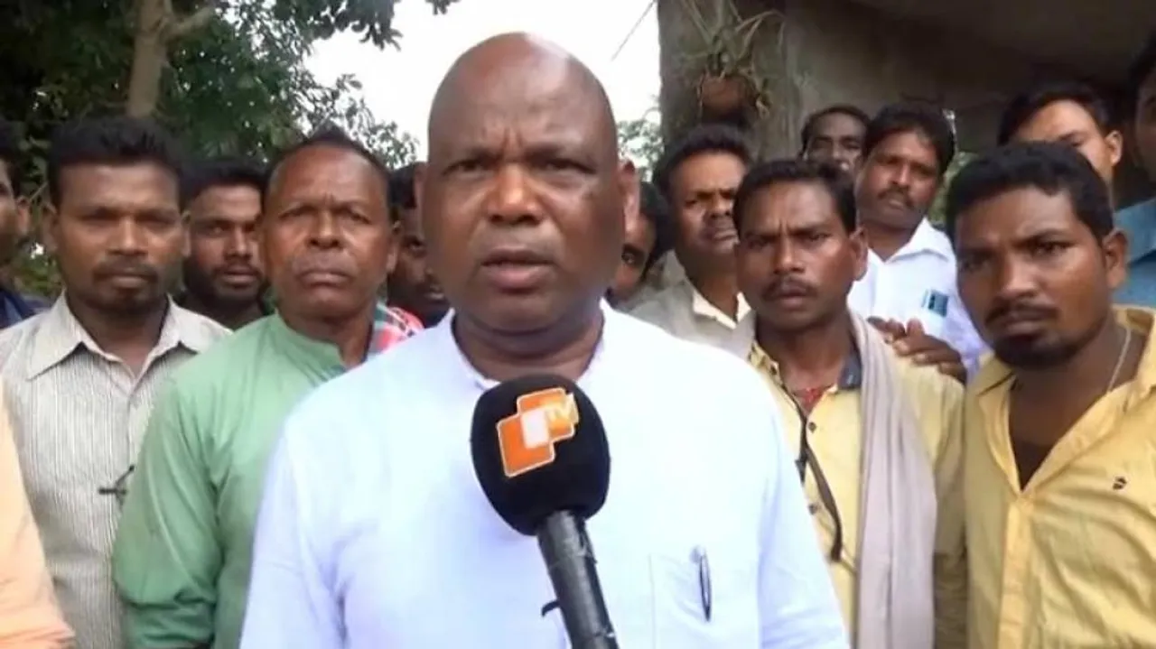 In Battle of Money & Govt Machinery, An Independent With only Rs 15,000 Cash Becomes MLA