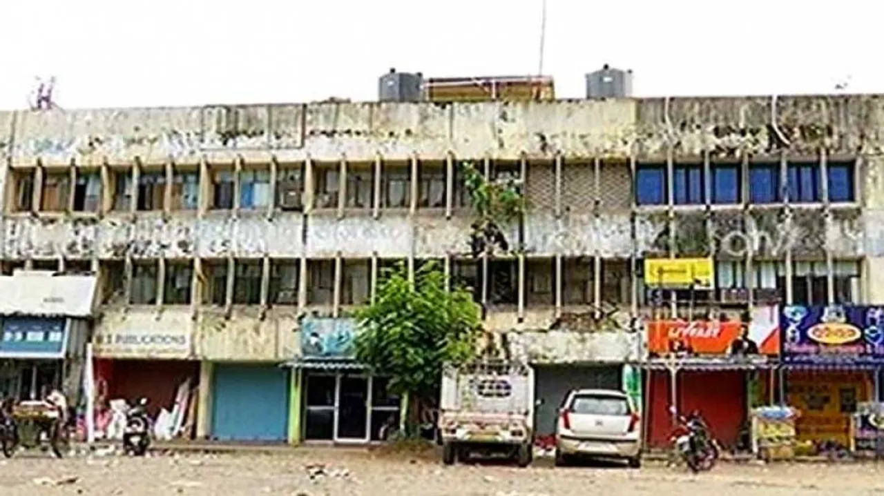 Why Cuttack's Market Complexes Are Turning Into 'Dumping Yards'
