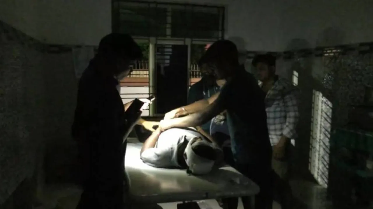 Patient Receives Stitches Under Mobile Torch In Odisha Hospital