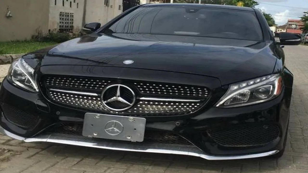Mercedes-Benz rolls-out 100,000th car in India