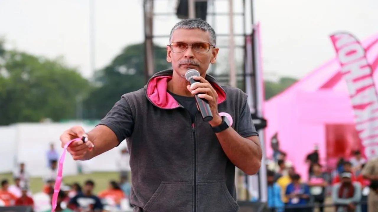 Milind Soman flags off Cult 10k run in Bengaluru