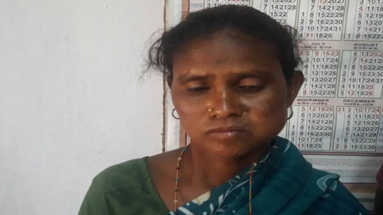 Sundargarh man hacked to death by wife, son
