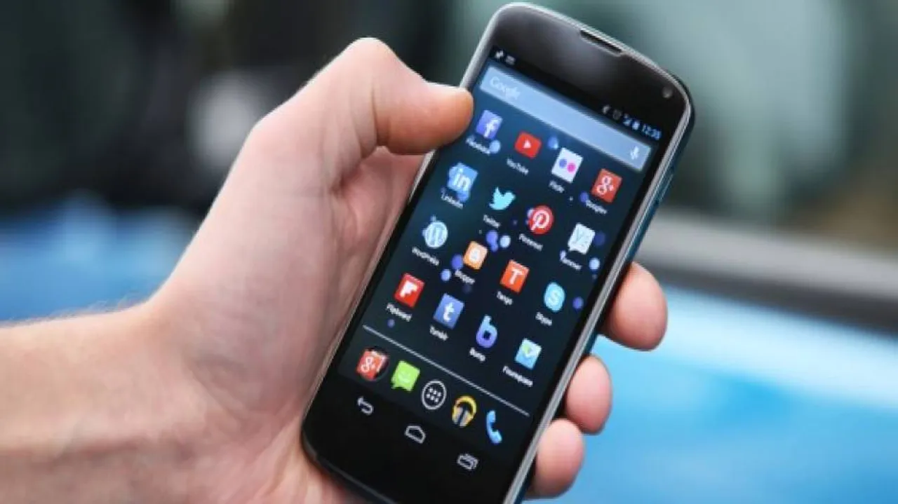 You need 27 seconds to regain attention after phone use