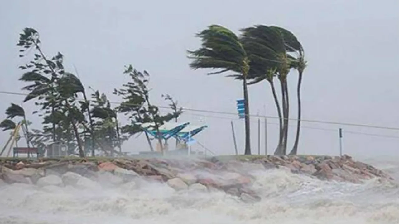 Cyclone Mora:  4 Odisha districts put on alert
