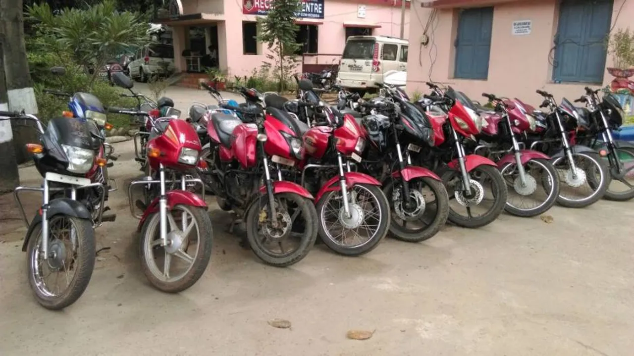 Motorcycle lifting gang busted in Cuttack