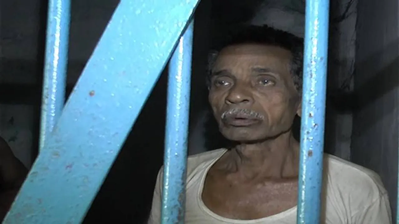 Father, brother arrested for killing youth