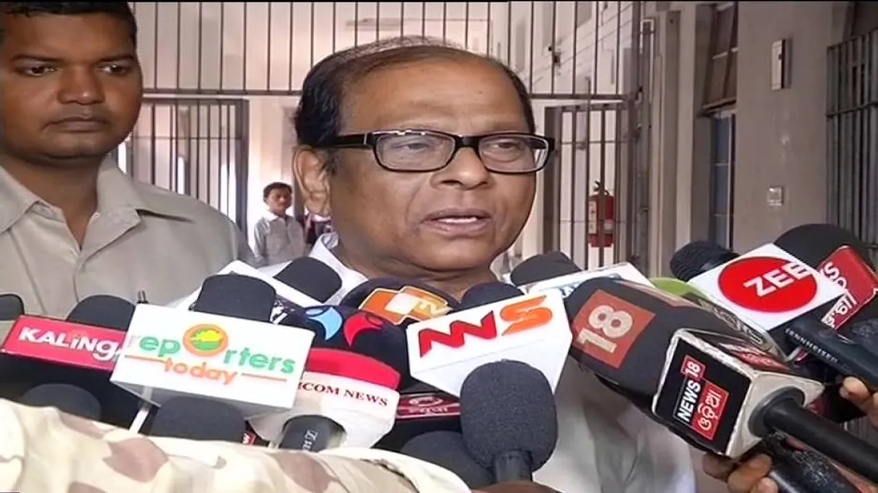 Truck strike: Odisha minister hints at price rise