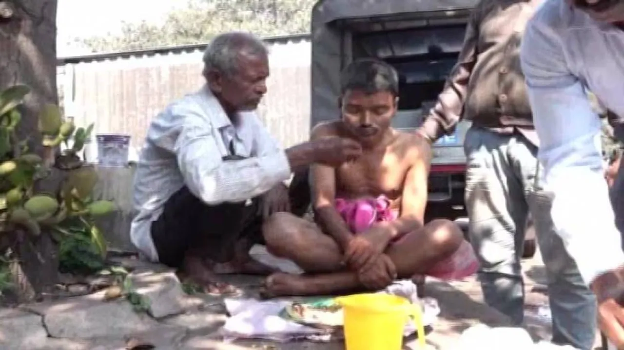 Father Finds His 'Long-Lost' Son After 10 Years