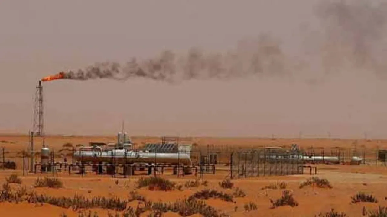 Oil prices decline on rising US stockpiles