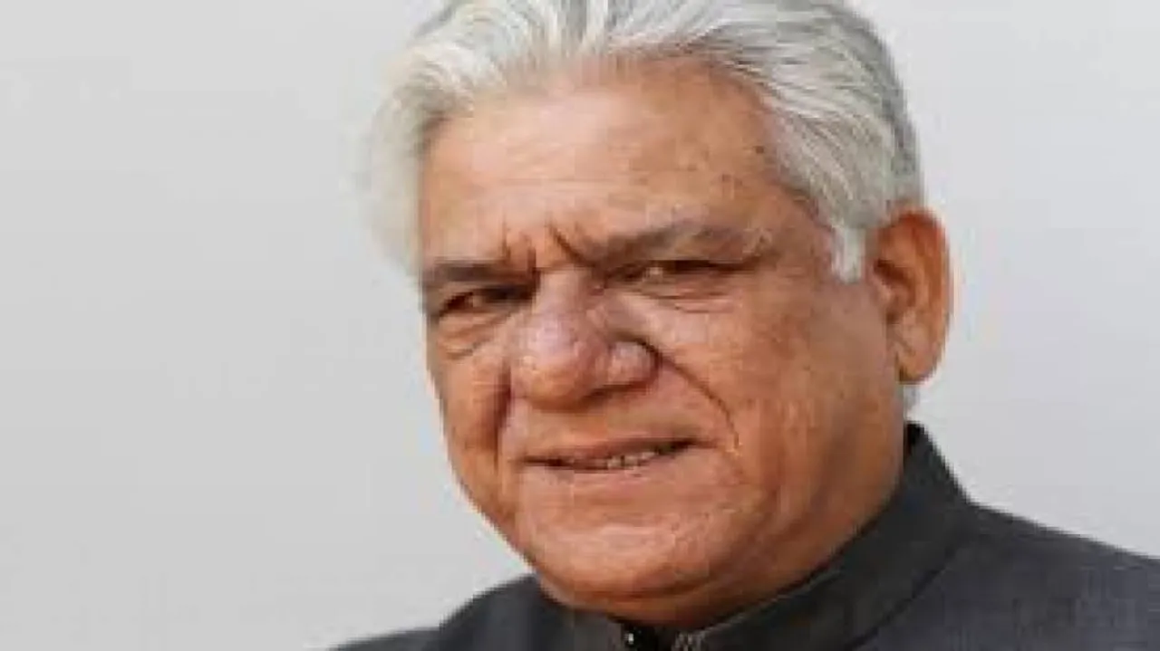 Om Puri in Pakistan to promote film