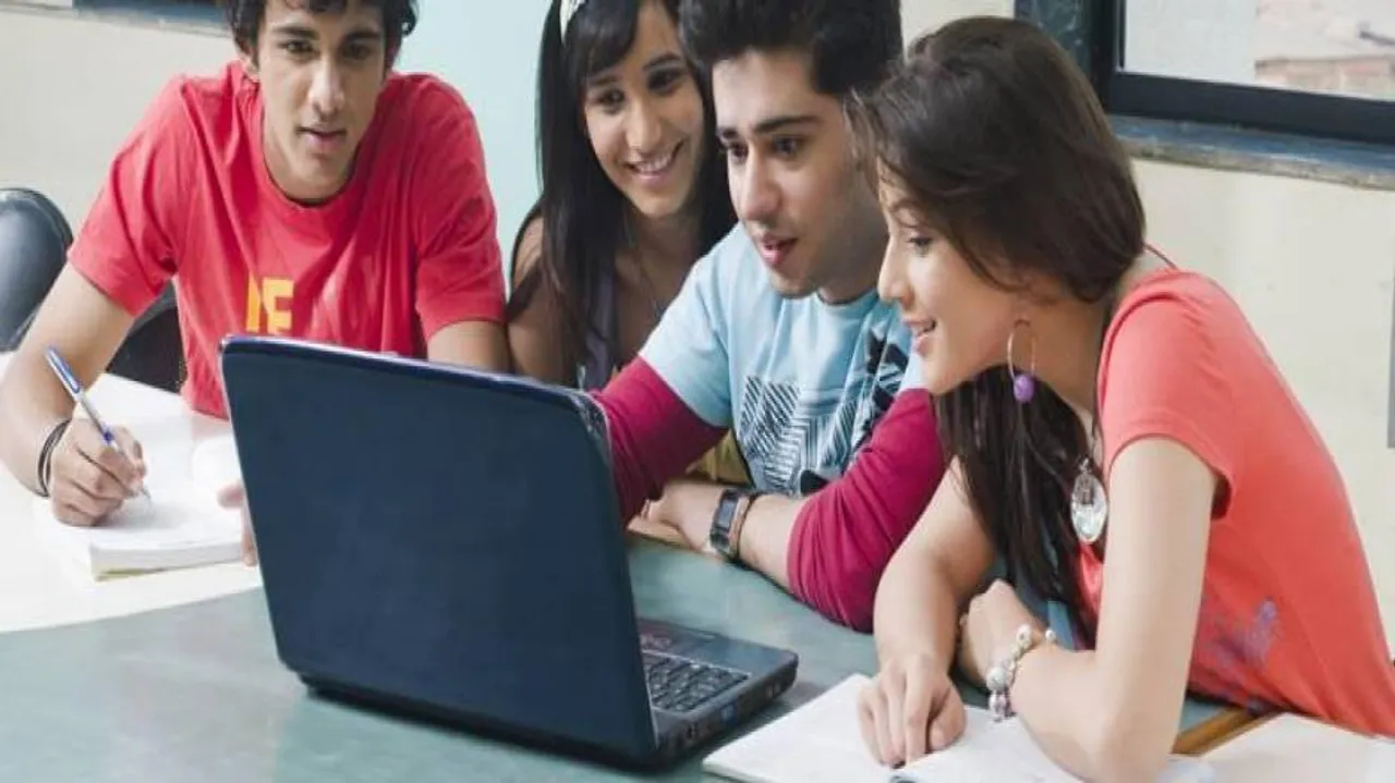 UGC now plans to award degrees for online courses