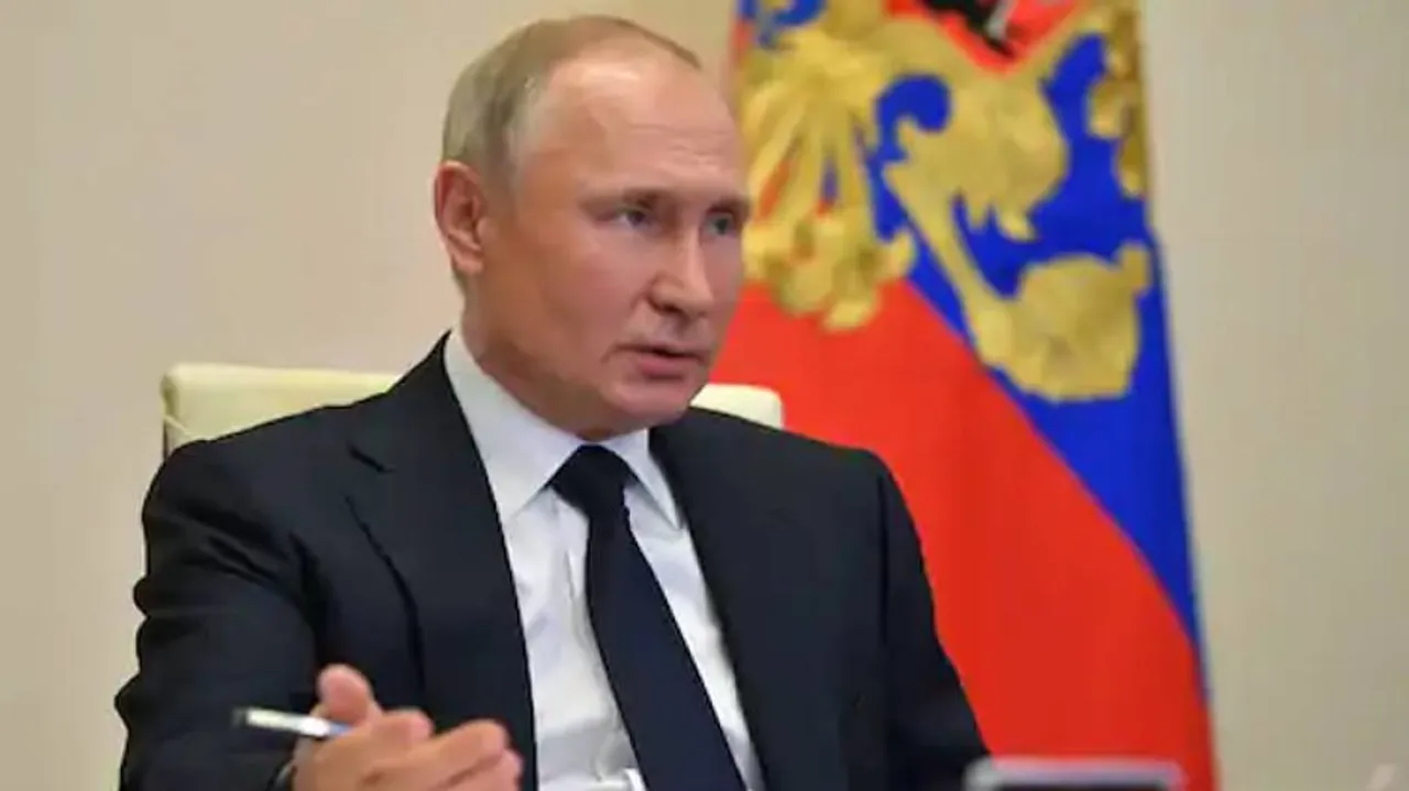 Russia Announces 'World's First' COVID-19 Vaccine, Putin's Daughter Inoculated