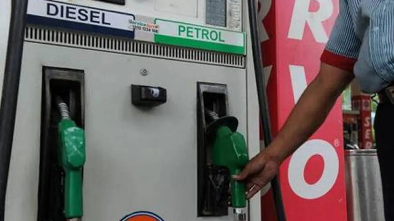 Petrol Price Hiked By 40 Paise Per Litre, Diesel By 45 Paise For 4th Consecutive Day