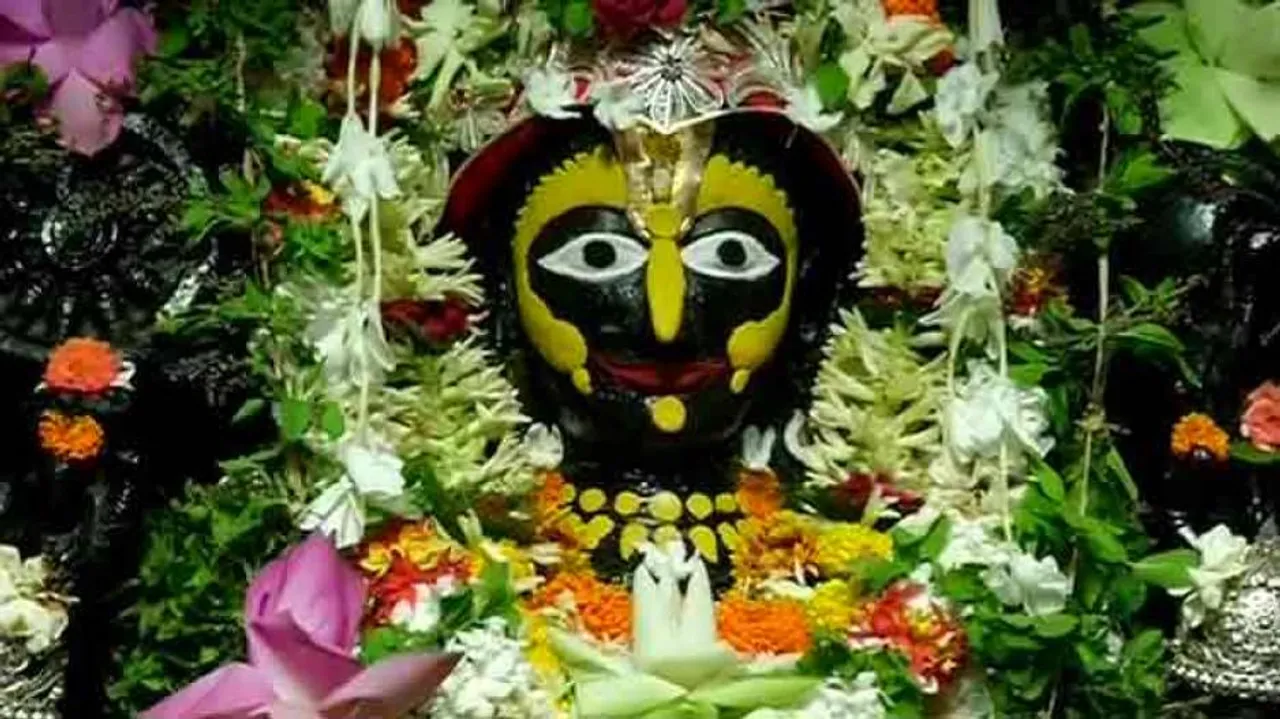 Devotees flock Alarnath as Anasara period begins in Puri Srimandir