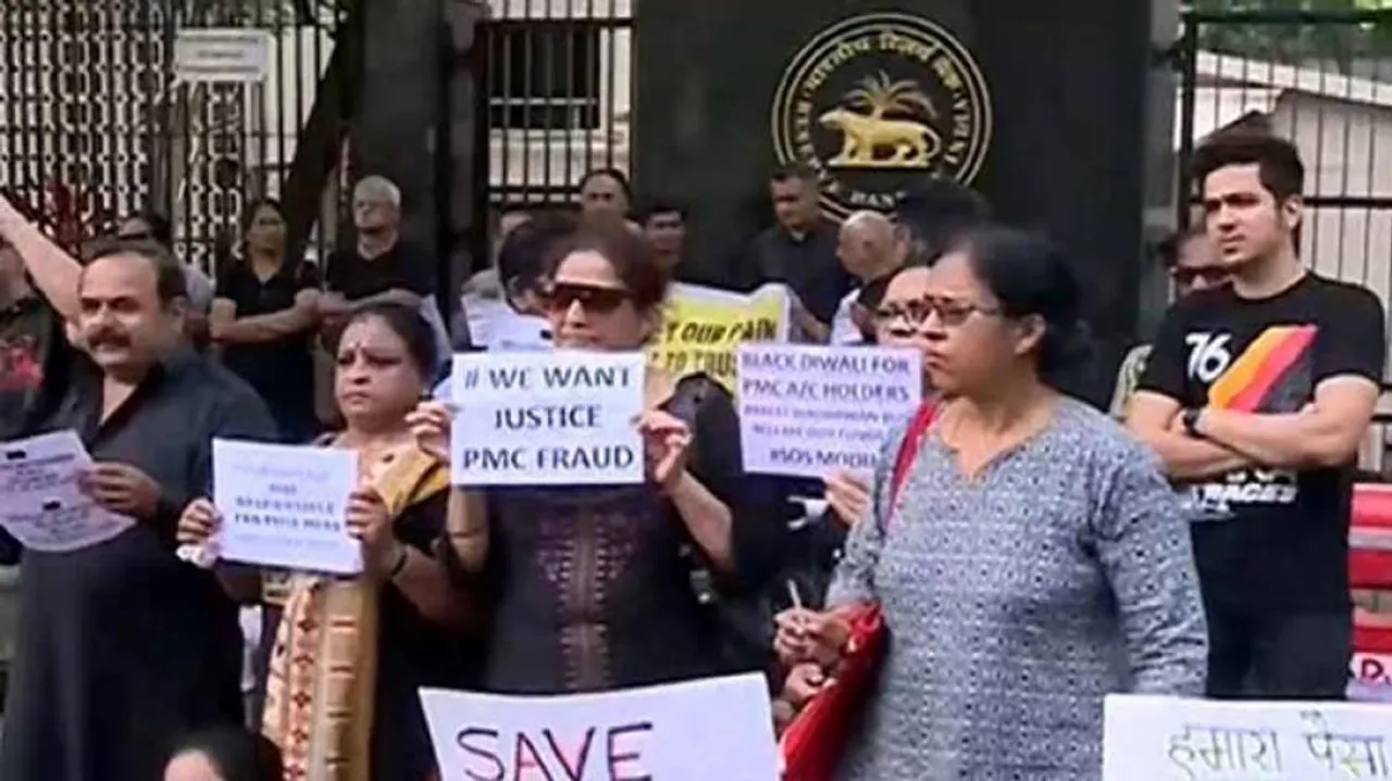 PMC Bank Depositors Hold Protest Outside RBI Headquarters