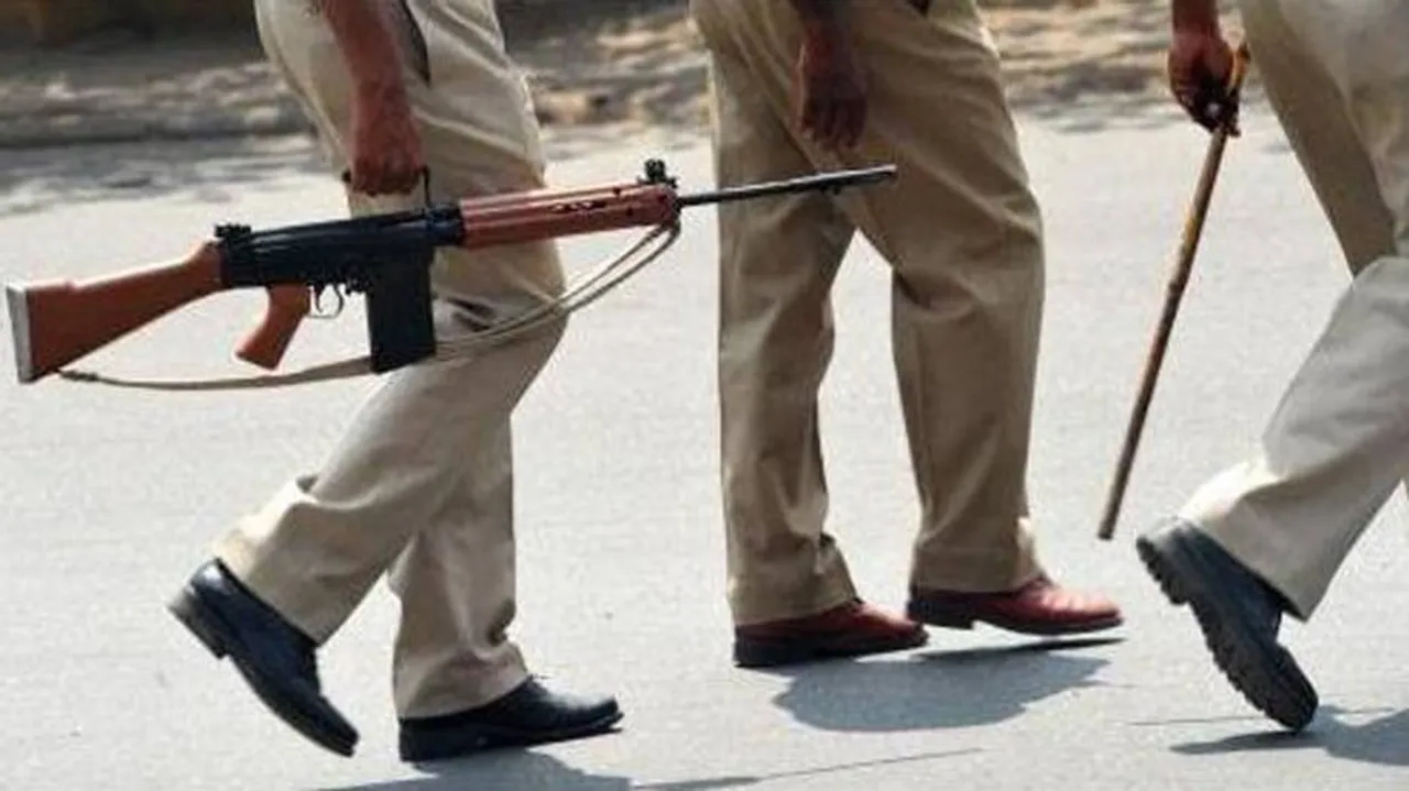 Odisha police 'averts' group clash in Berhampur