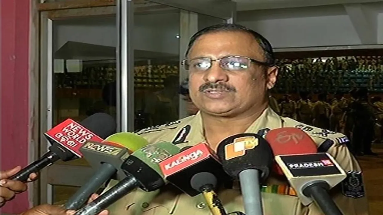 Twin city police to be on toes during Durga Puja