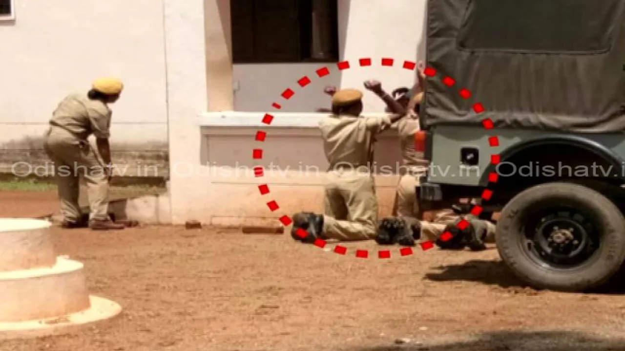 Kneel discipline: OHRC seeks reply from SP, DG Home Guard