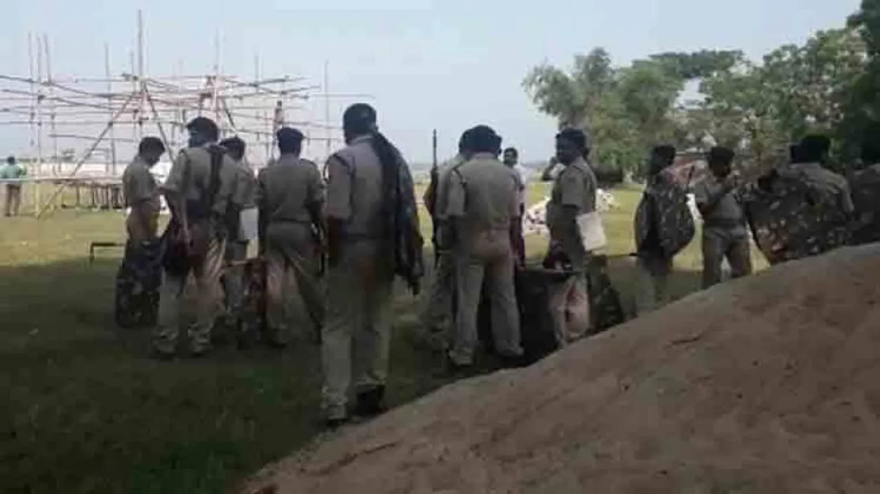 Jagatsinghpur administration dismantles Dama's stage set for 'Ravana Podi Utsav'