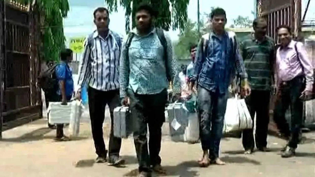 Beyond call of duty: Odisha polling officials walk 15 kms to protect EVMs from Maoists