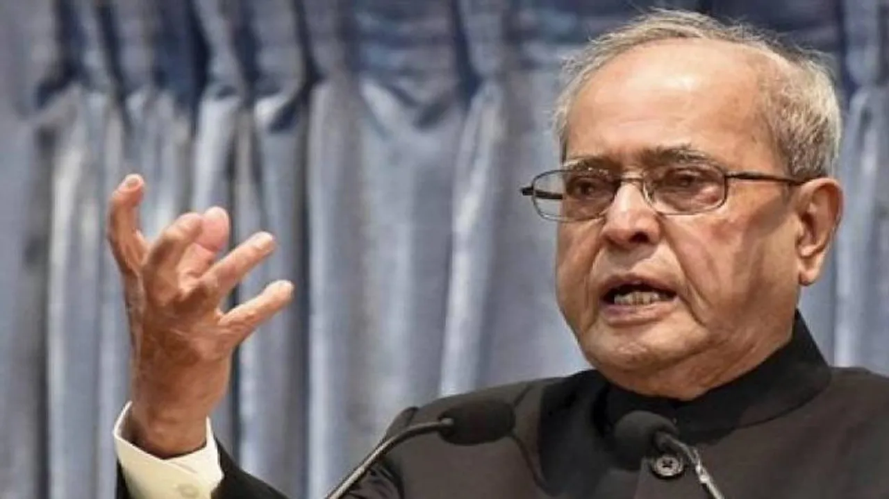 Gujarat riots derailed BJP in 2004: Pranab