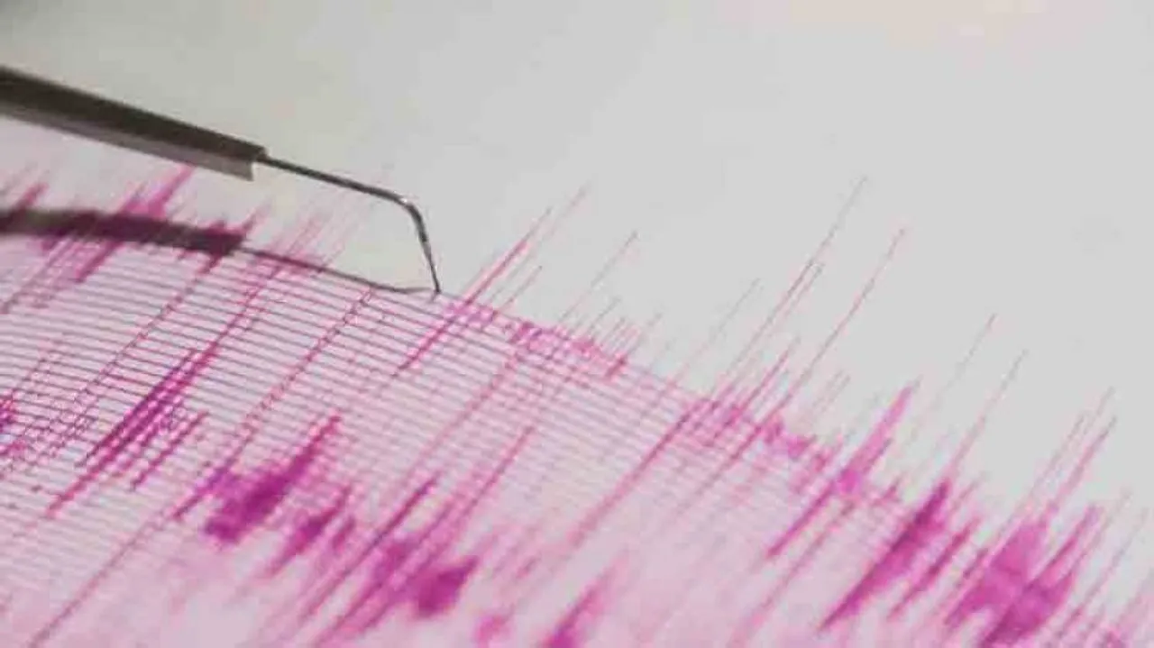 8.2-magnitude quake strikes off Fiji