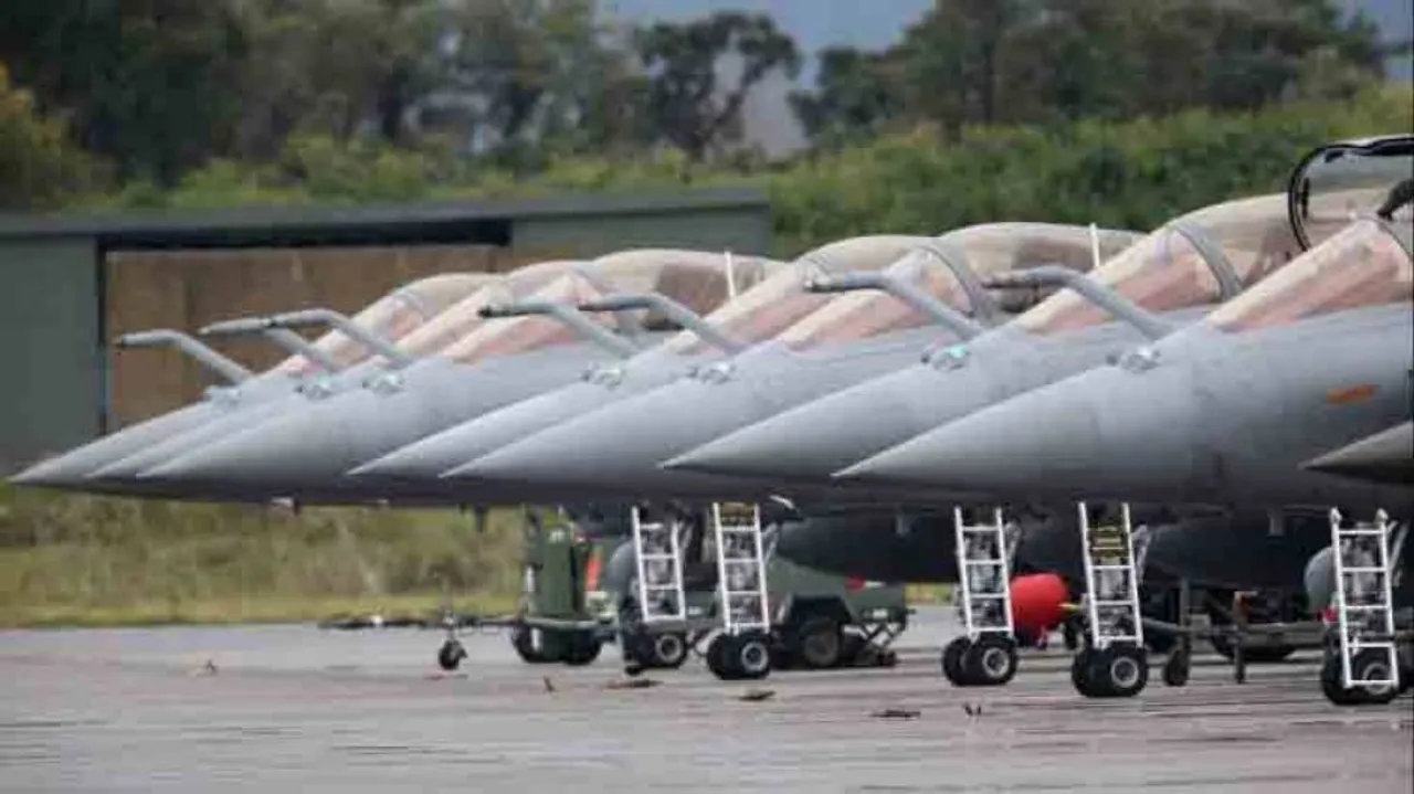 Council of Ministers briefed on Rafale deal