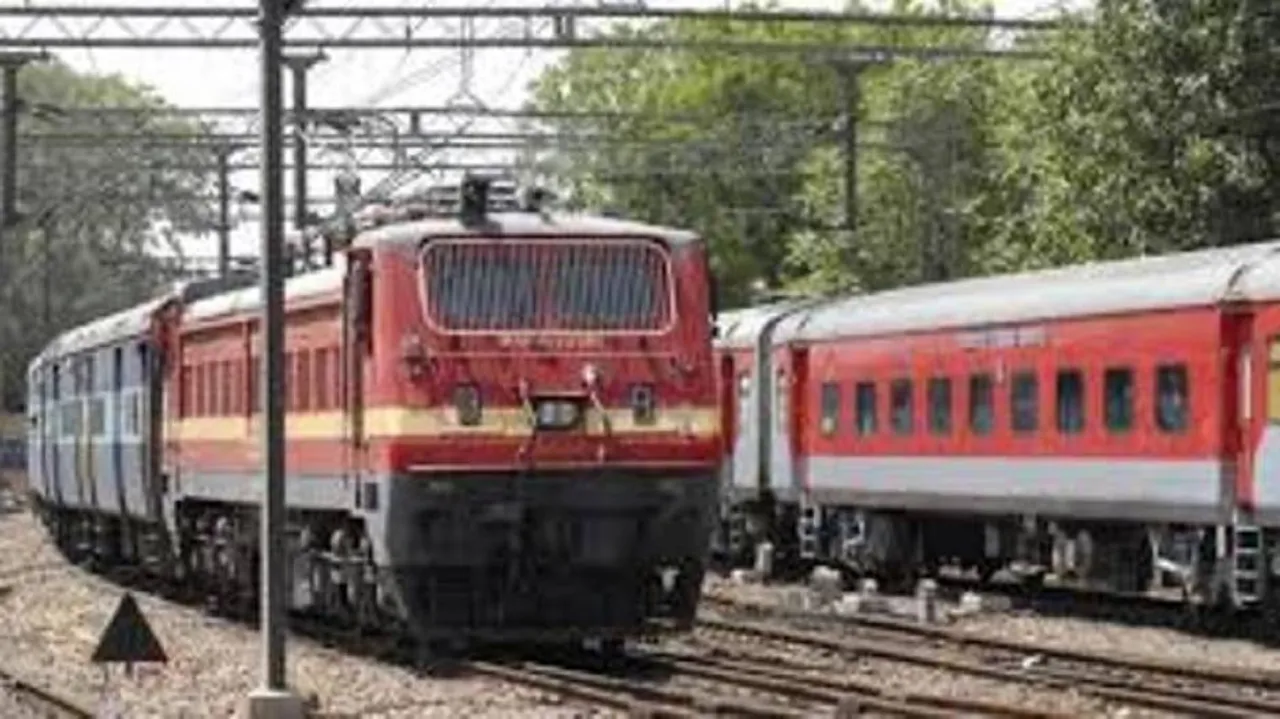 Railway Recruitment 2018: Notification by RRC for Group C Posts; 10th, Plus 2 Pass Can Apply