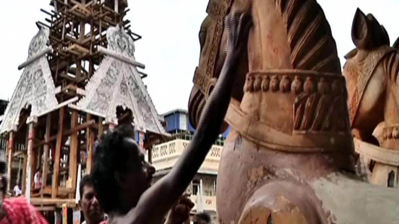Chariots get ready to roll in Puri