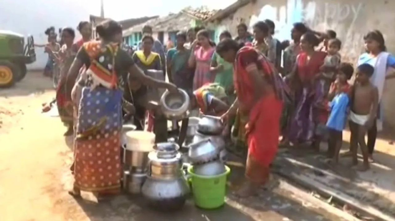 Water scarcity: Locals block National Highway in Bolangir