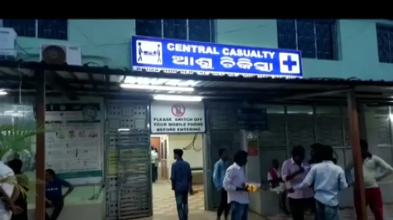 Four injured in acid attack over fowl theft in Odisha