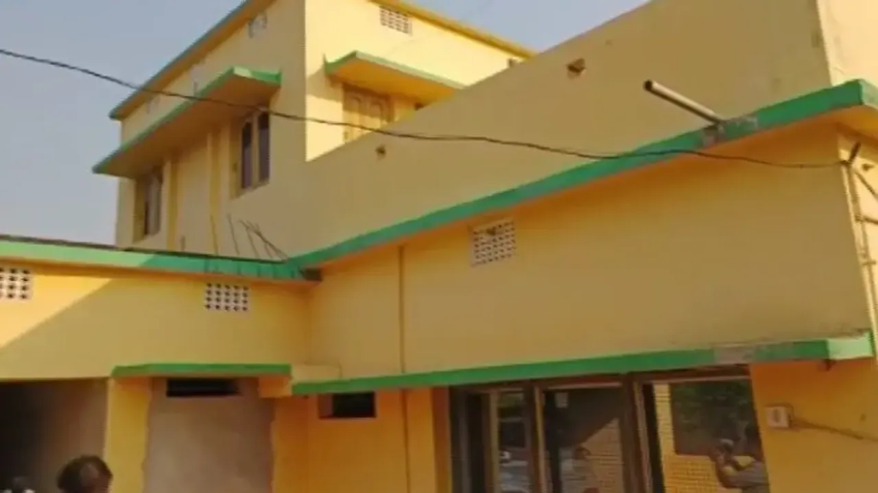 Vigilance arrests Hindol BEO on bribery charges, raids on