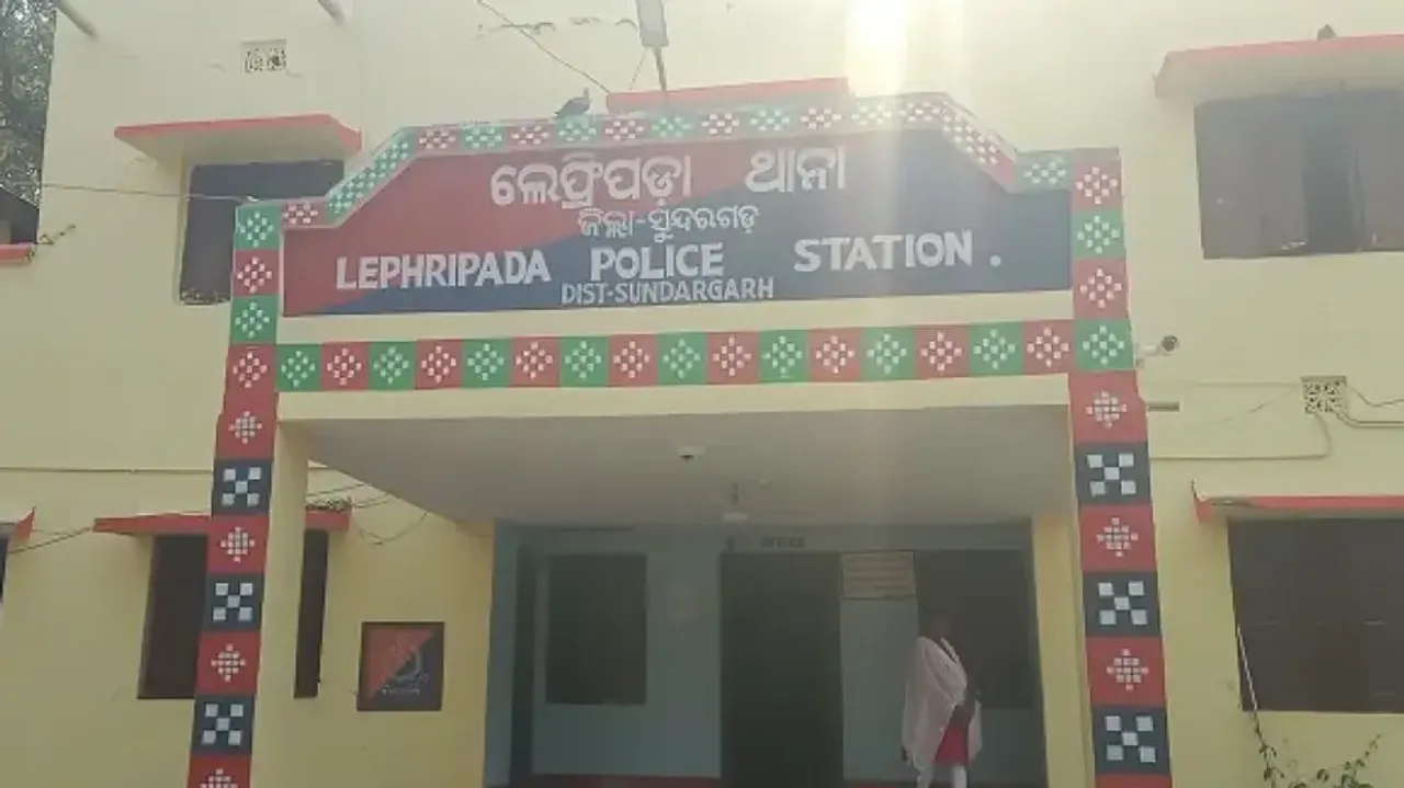 Goat trader shot dead by bike-borne miscreants, Rs 9 lakh looted in Odisha 