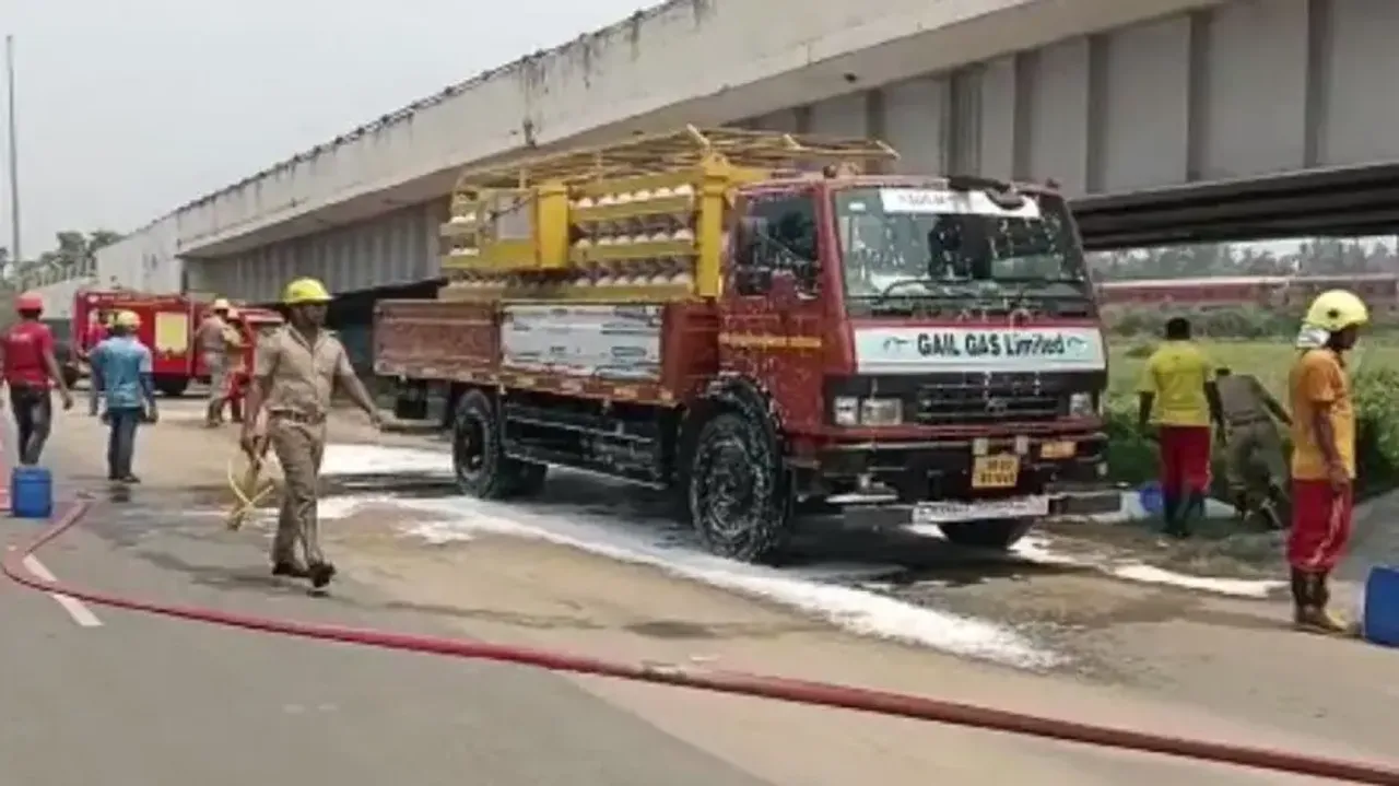 CNG cylinder leak triggers panic in Puri