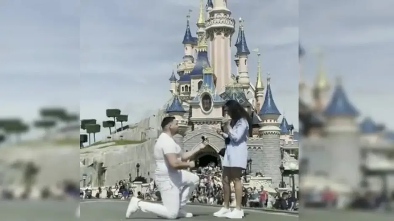 Disneyland employee ruins marriage proposal in front of Sleeping Beauty Castle, watch