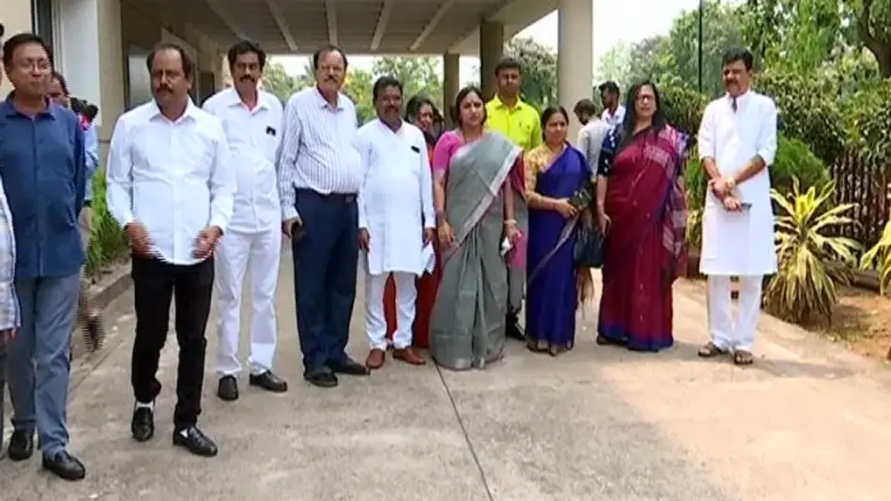 Case against Odisha Labour Minister: BJP meets Police Commissioner, alleges snail pace investigation