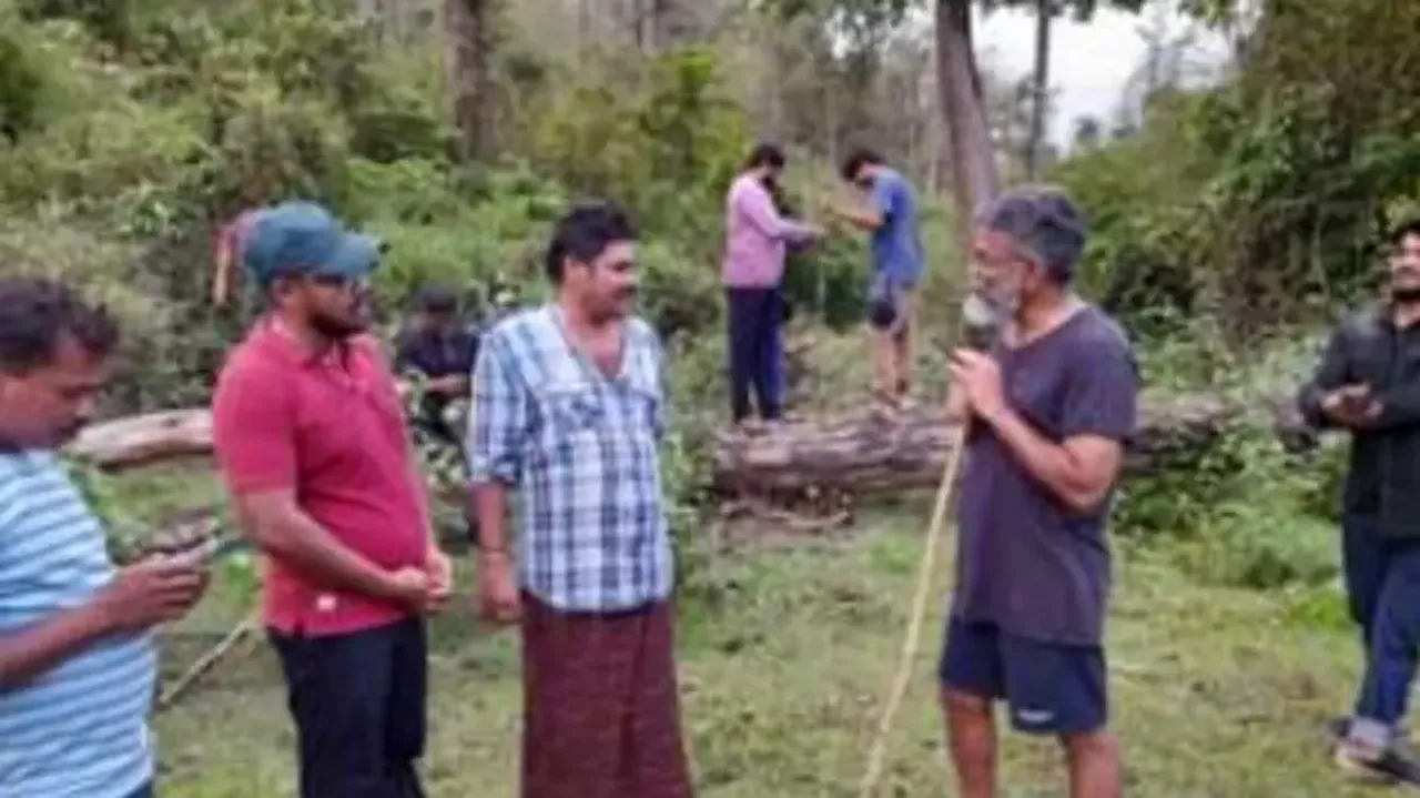 Pushpa 2 director Sukumar reaches Odisha’s Malkangiri, finalises shooting locations
