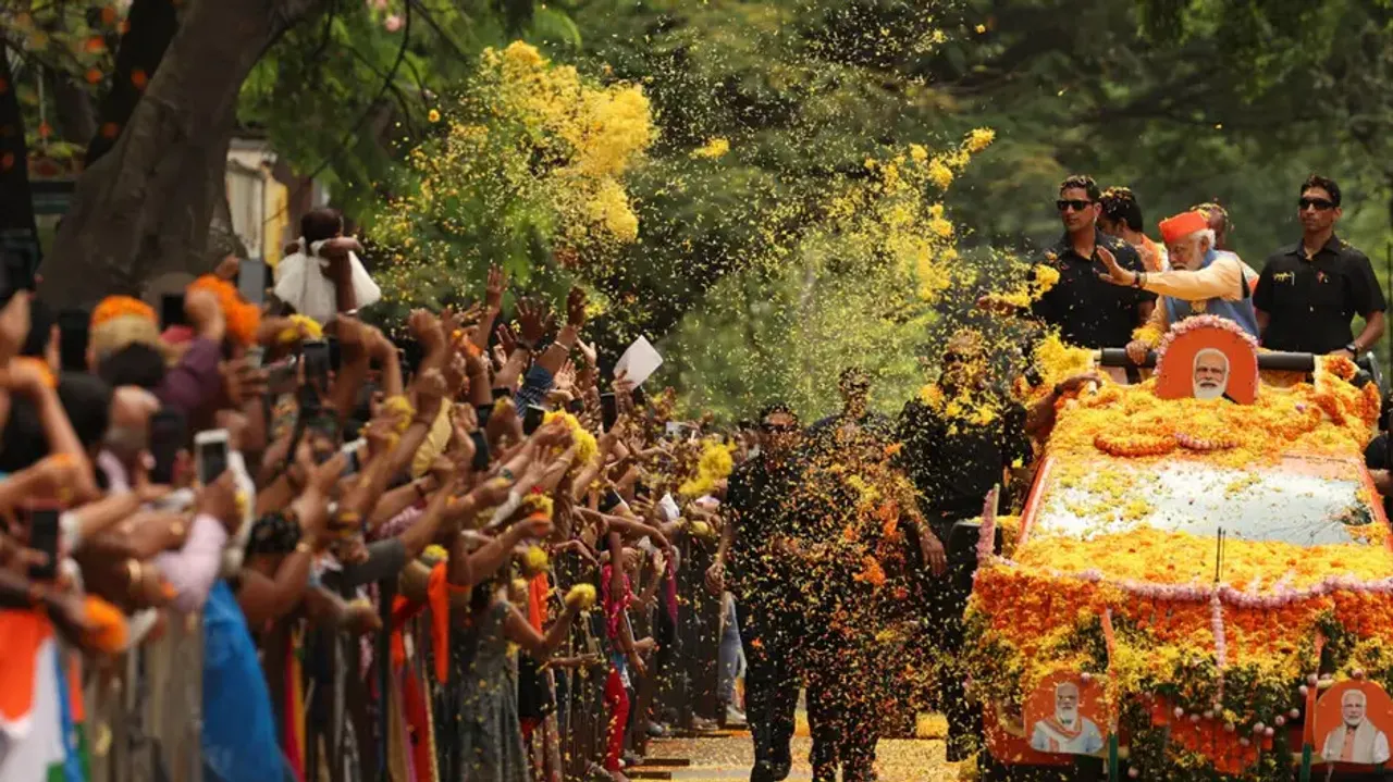 'Congress looted money of even farmers': PM Modi